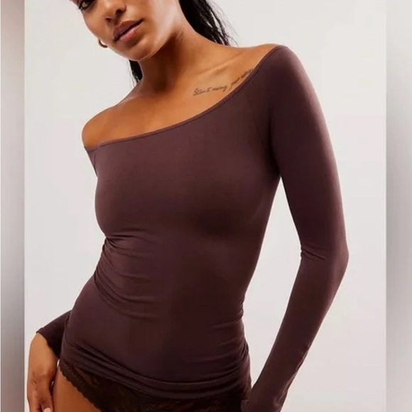 Free People Intimately Off The Shoulder Long Sleeve - Picture 2 of 4